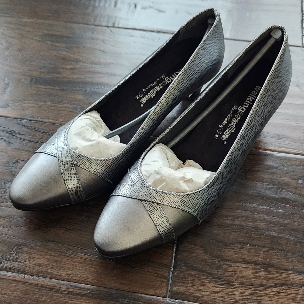 Walking Cradles, Intro, Women’s size 7.5